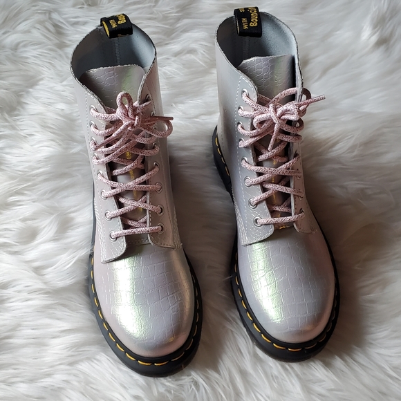 DR. MARTENS PASCAL CROCODILE PINK EYE BOOT - Picture 7 of 11